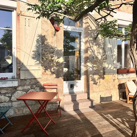 Σπίτι διακοπών House With Garden In Λα Ροσέλ
